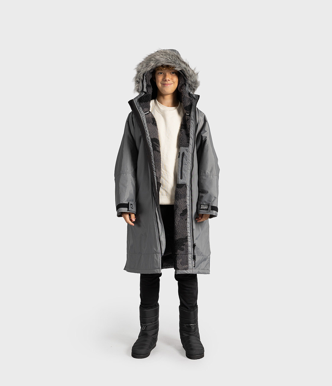 M Kids Alpine Grey Camo Studio 4