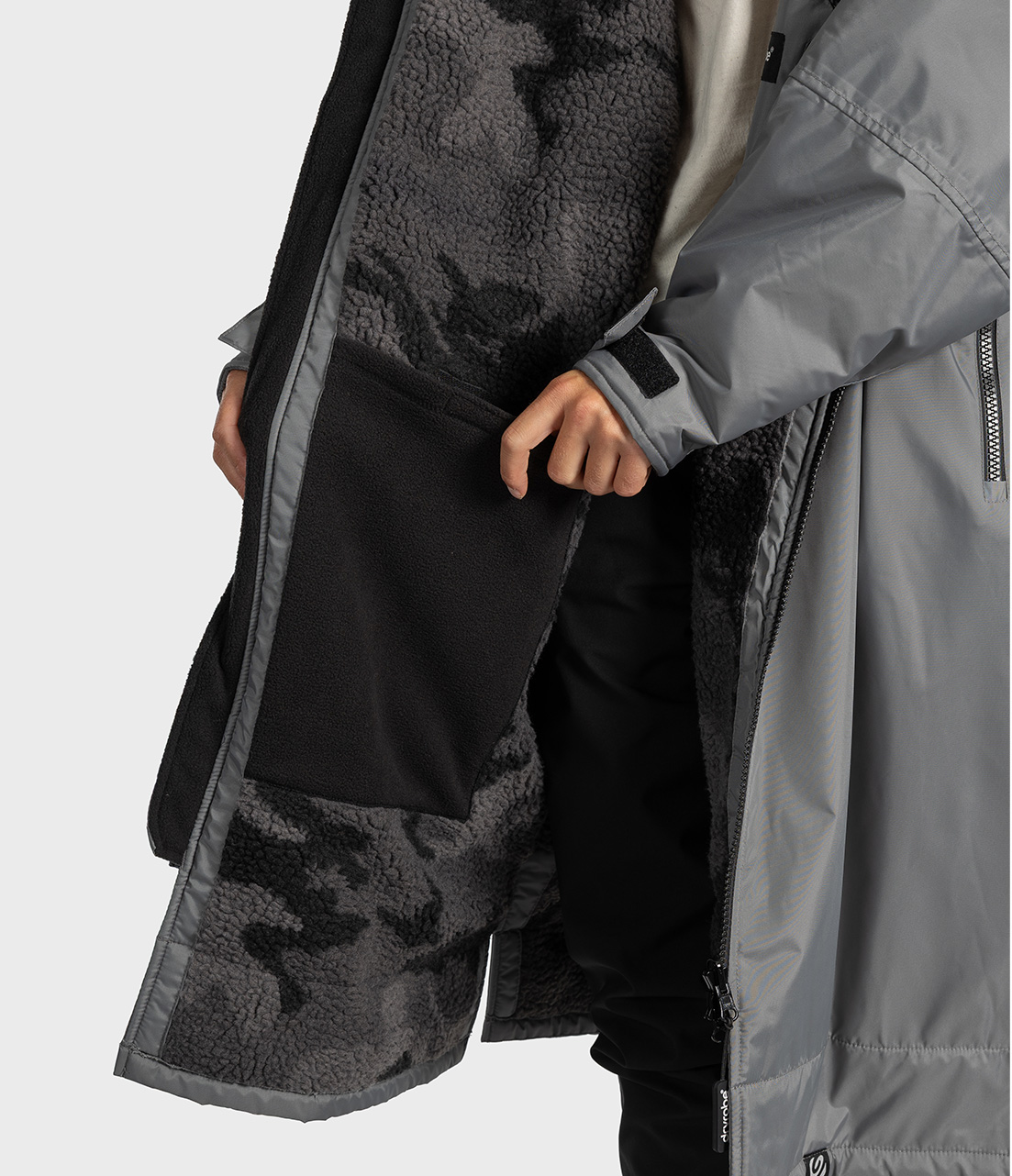 W Alpine Grey Camo Studio 14